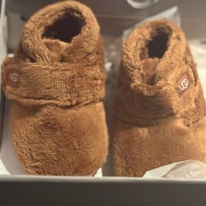 UGG Tan Kids Slippers